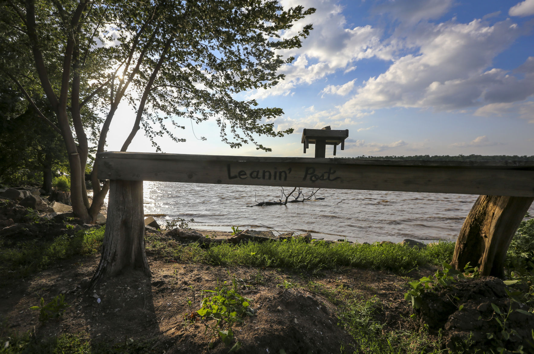 THE GREAT RIVER-0931